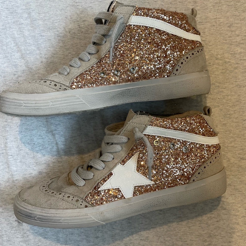 ShuShop star sneakers
